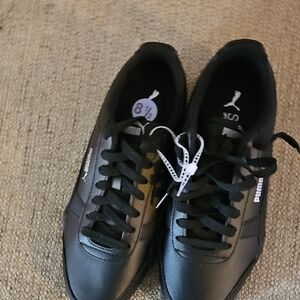 Puma Men's Classic Black Sneakers